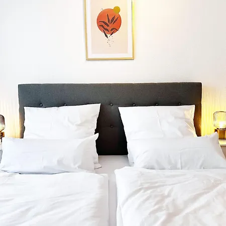 70qm In Mit 3 Betten Zentral Gelegen Mit Hohen Decken - Beuys - فيرزن