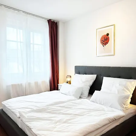 70qm In Mit 3 Betten Zentral Gelegen Mit Hohen Decken - Beuys - Apartment