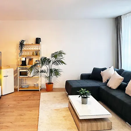 70qm In Mit 3 Betten Zentral Gelegen Mit Hohen Decken - Beuys - Apartment Viersen